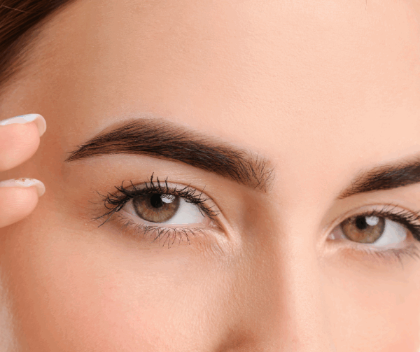 Teinture des sourcils
